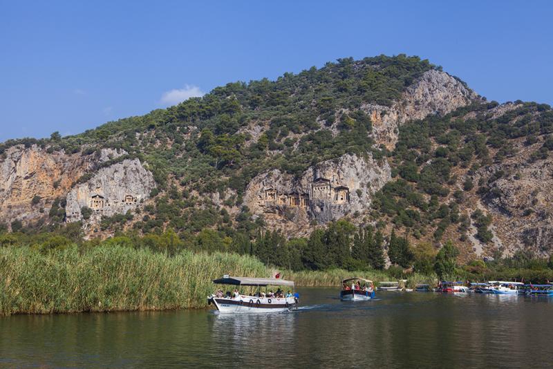 Kaya Mezarları